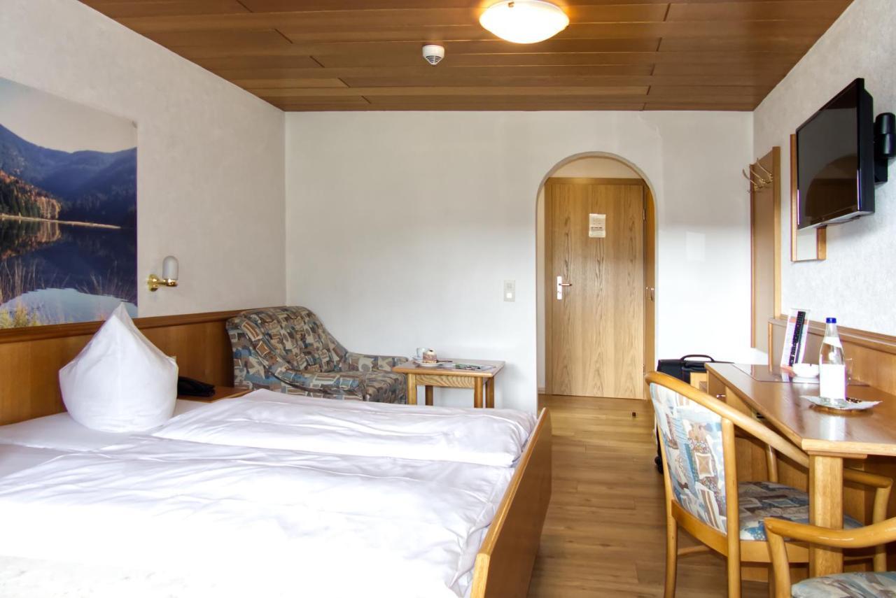Garnihotel Zur Linde - Bayerischer Wald - Aktivcard Mit 154 Kostenfreien Leistungen - Kostenloser Parkplatz Lohberg Zewnętrze zdjęcie